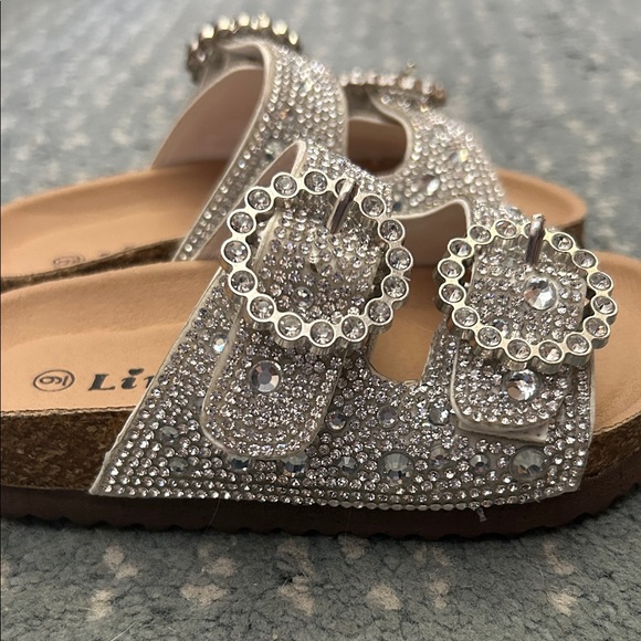 Link Kids Silver Rhinestone Sandals with Rhinestone Buckles - Picture 2 of 6